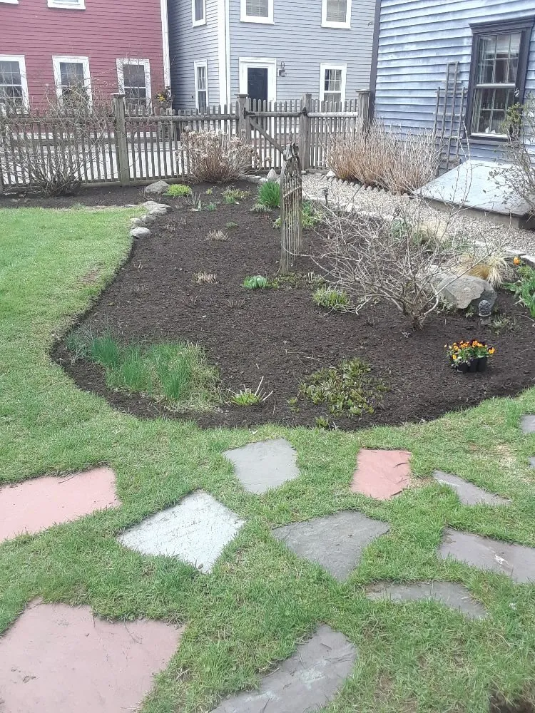 Custom outdoor landscaping in Lynn, MA - Bright lawn care