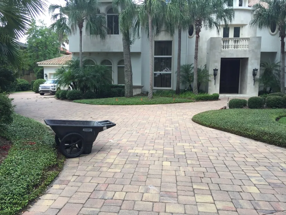 Affordable yard cleanup service experts serving Jacksonville, FL - Bright Lawncare