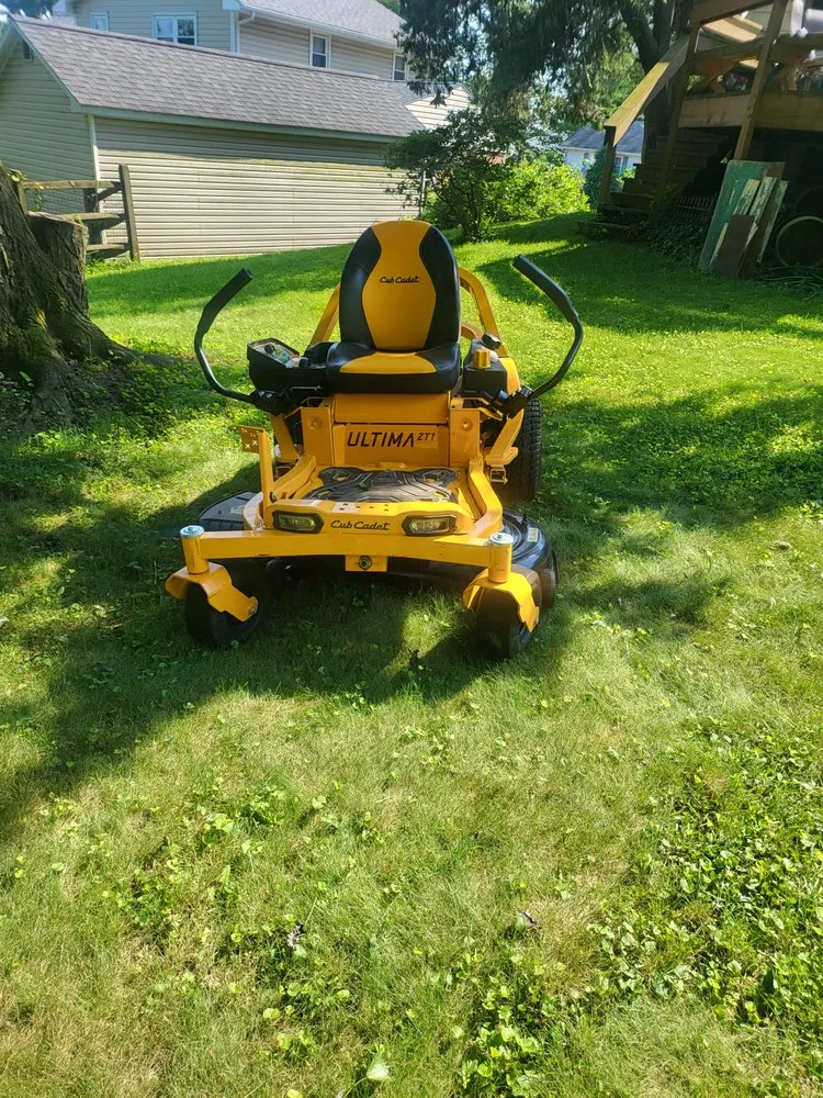 Reliable lawn mowing service for homes in New Castle, DE by Bright Sunrise