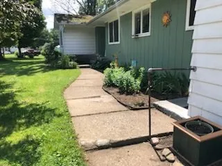 Trusted yard maintenance for outdoor upgrades in Fredonia, NY by Bright Wave Maintenance