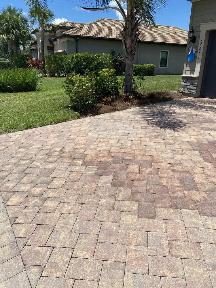 Custom landscaping services experts serving Fort Myers, FL - BrightView