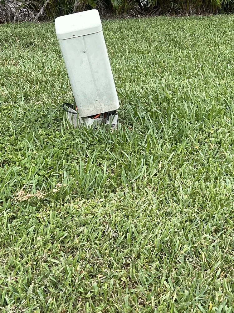 Custom lawn care service for beautiful yards in West Palm Beach, FL by BrightView Landscape Services