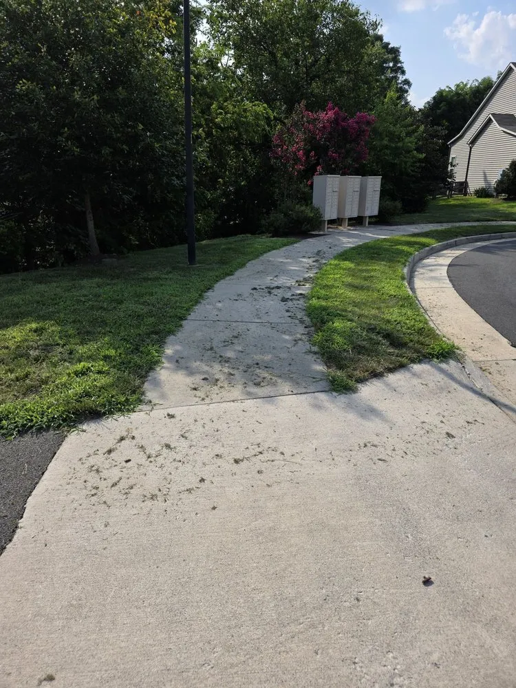 Expert landscape installation experts serving Woodbridge, VA - BrightView Landscapes