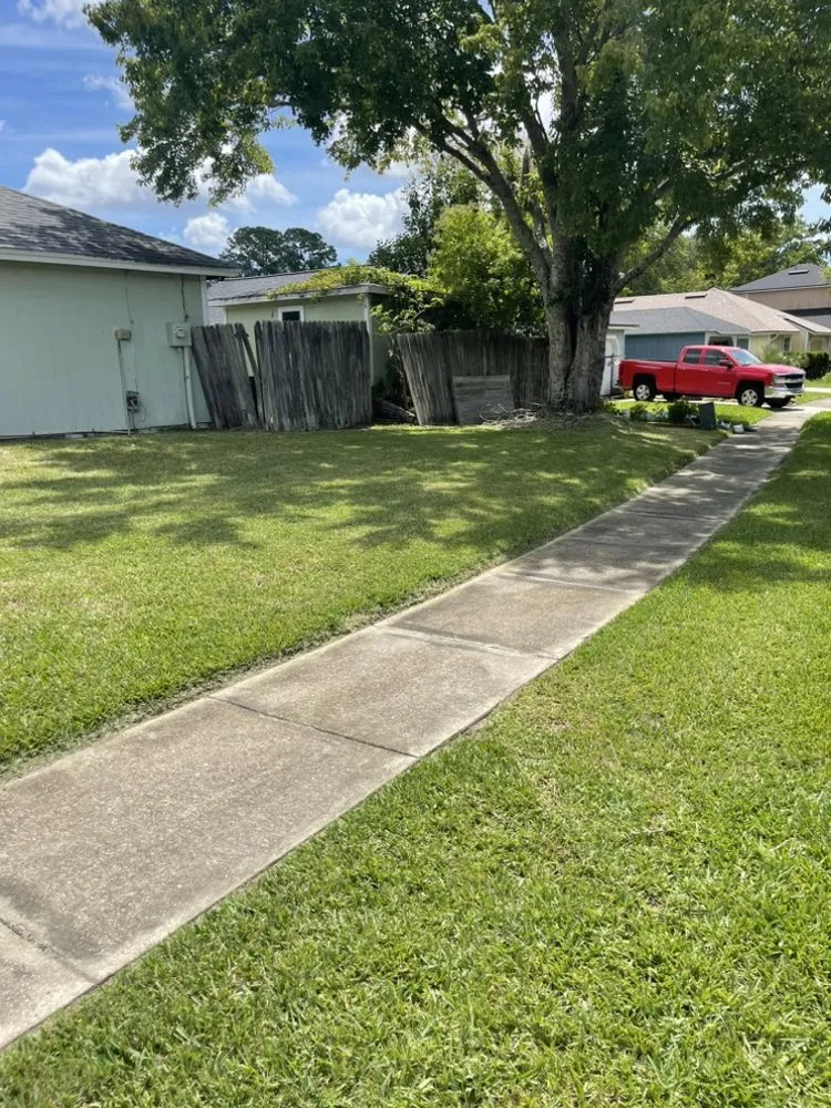 Top-rated lawn care service in Jacksonville, FL - Brightview Lawn Care