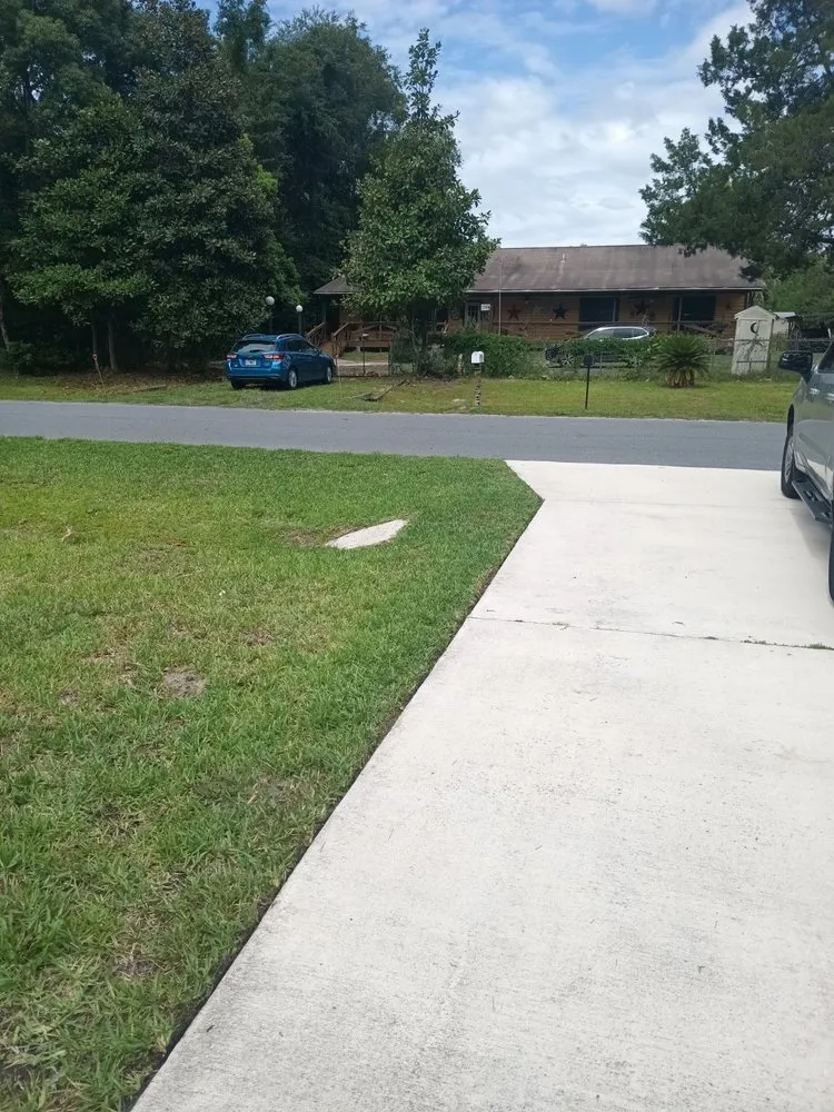 Trusted residential landscaping in Jacksonville, FL by Brightview Lawn Care