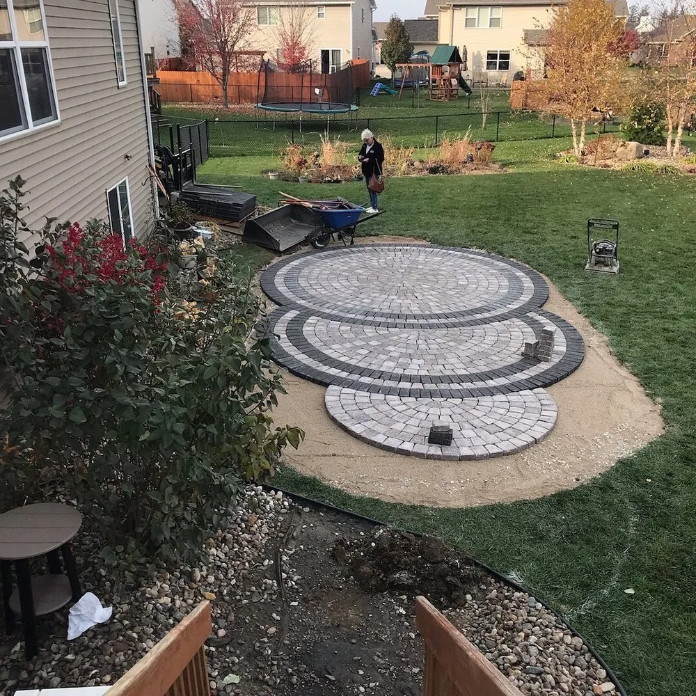 Top-rated landscape design in Waukee, IA by Brilliant Borders Landscaping