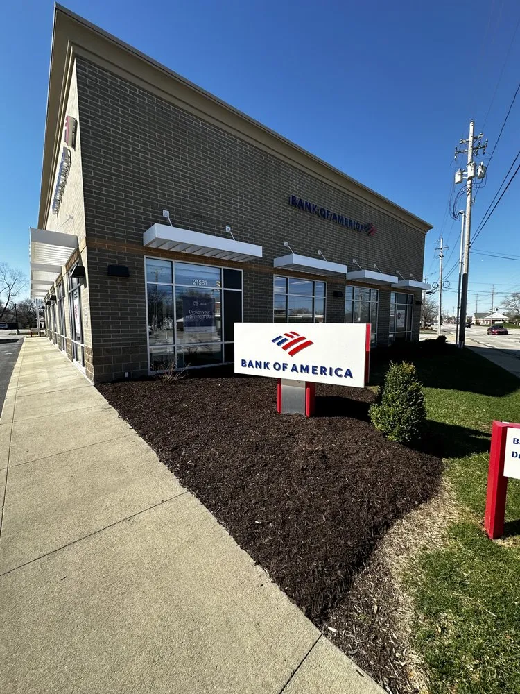 Professional yard maintenance in Cleveland, OH by Brilliant WorldWide Maintenance