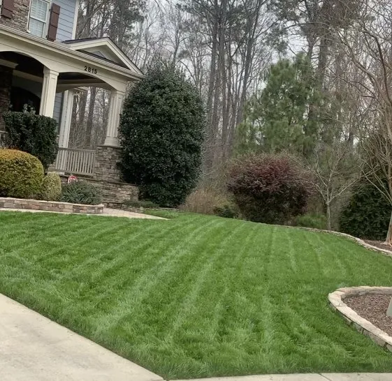 Local yard cleanup service for beautiful yards in Oxford, NC by Briones Landscaping