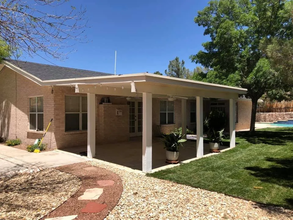 Top-rated yard maintenance for beautiful yards in San Antonio, TX by Briones Services