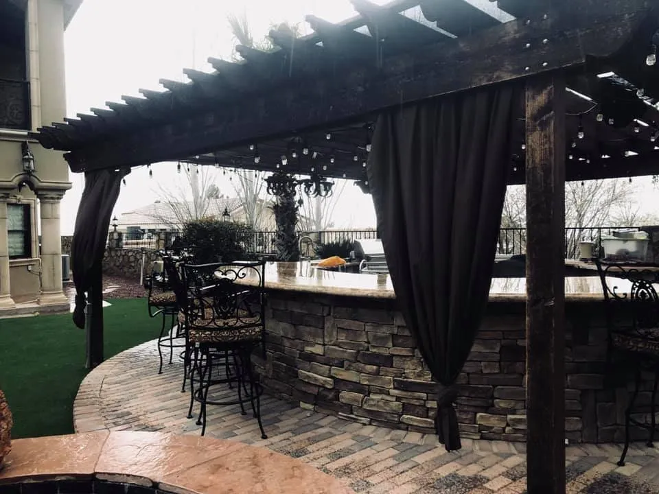 Custom yard maintenance in San Antonio, TX by Briones Services