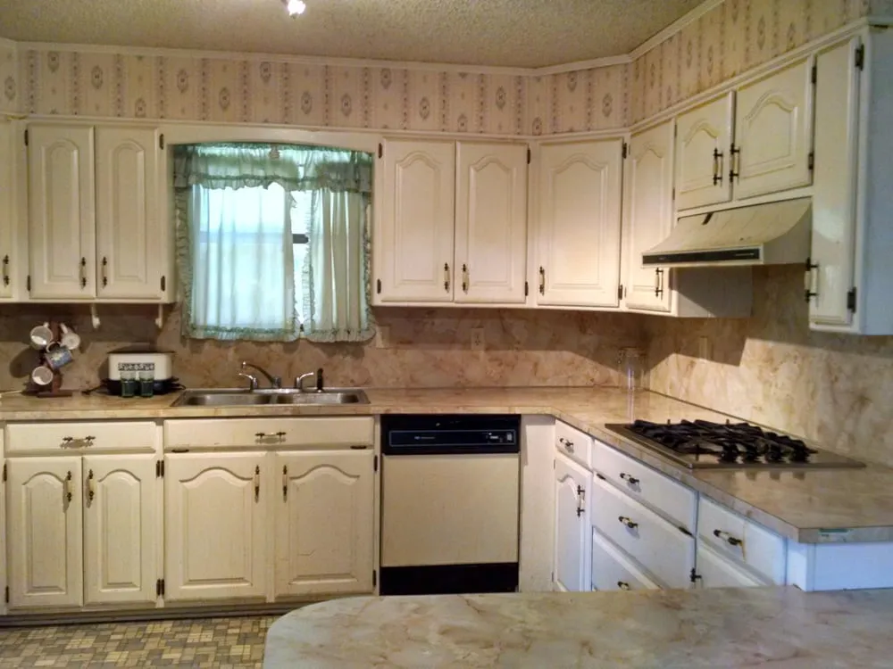 Custom landscape installation for year-round maintenance across Tyler, TX - Brite-Glo Professional Cleaning Service