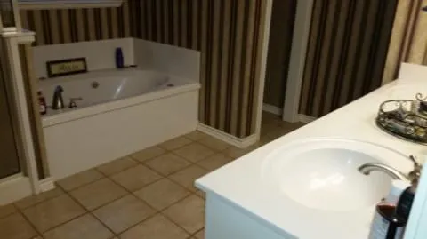 Reliable garden landscaping near you across Tyler, TX - Brite-Glo Professional Cleaning Service