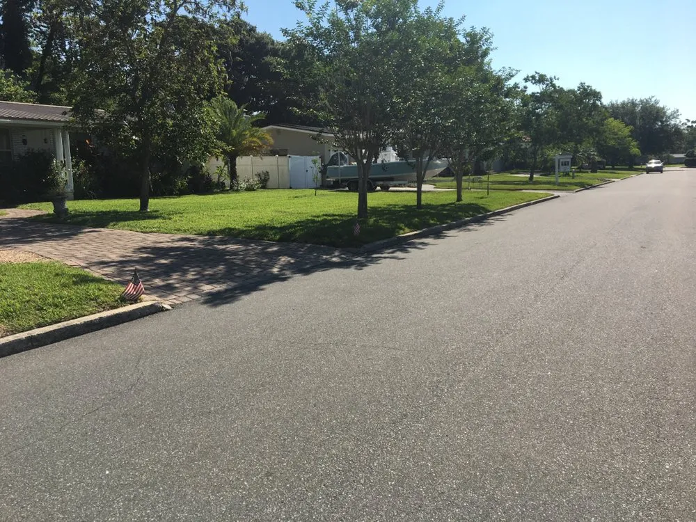 Local yard maintenance in Orlando, FL - Britestone Restoration & Powerwash