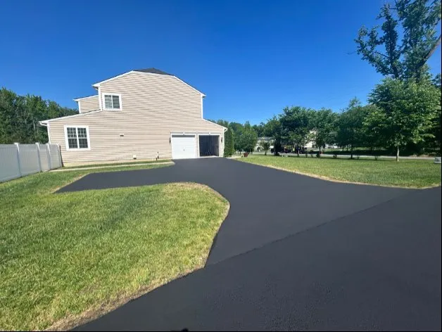 Top-rated garden landscaping in Louisville, KY by British Regency Property Services