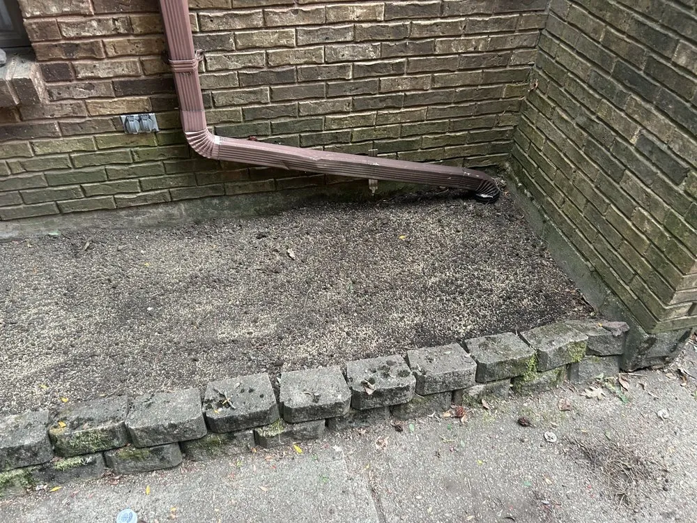 Affordable lawn mowing service in Centerville, OH by Britt & Dee’s House Cleaning And Lawn Services