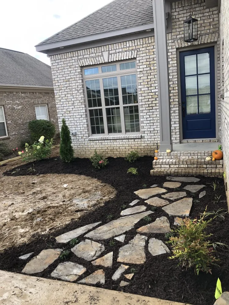 Top-rated yard maintenance for beautiful yards across Decatur, AL - Britt Lawncare & Landscaping