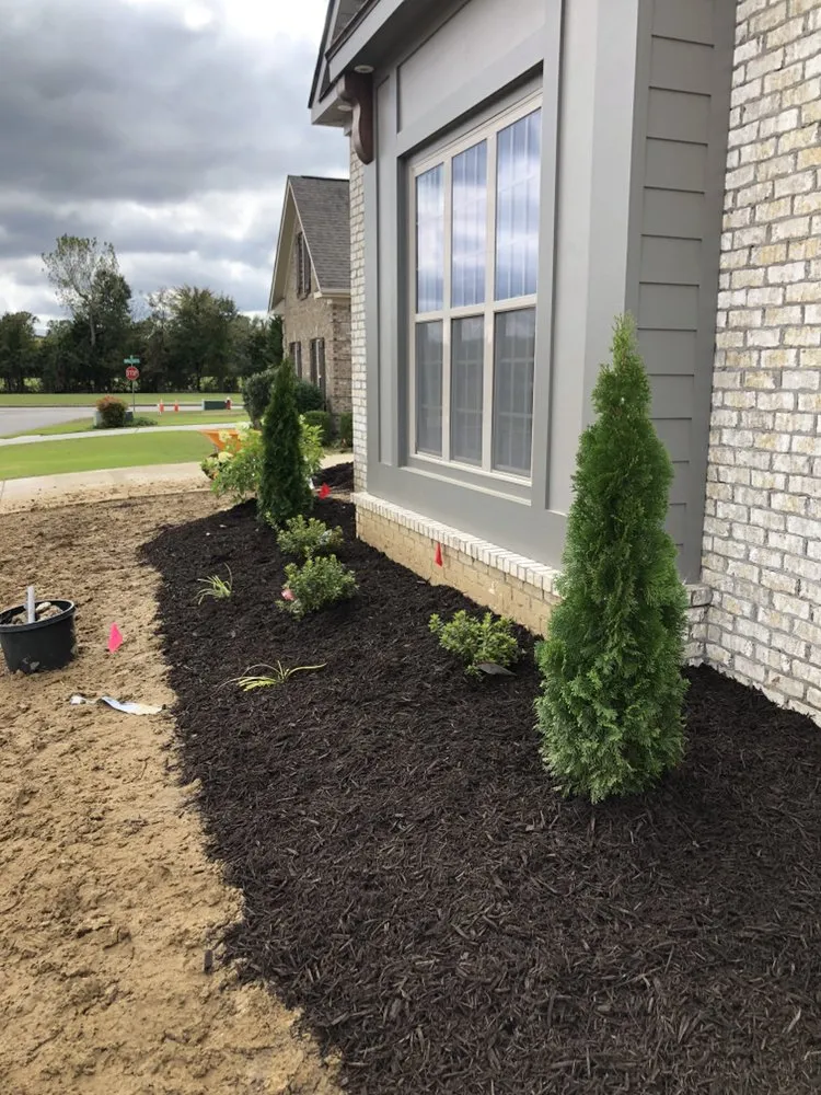 Professional lawn care service in Decatur, AL - Britt Lawncare & Landscaping