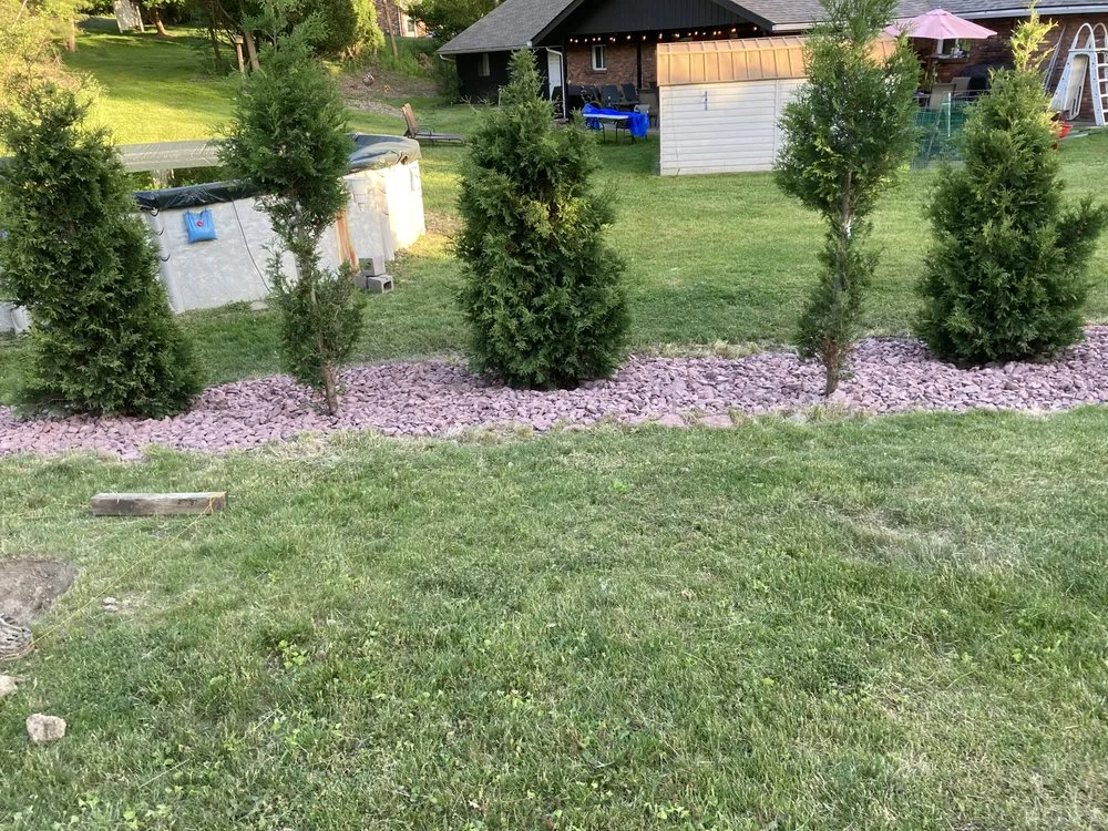 Professional lawn care service experts serving Jeannette, PA - Bro Scapes