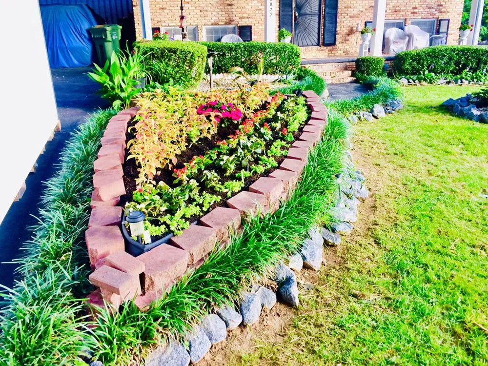 Affordable residential landscaping experts serving Jonesboro, GA - Broadus Restorations