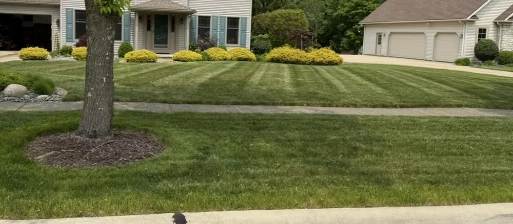 Affordable garden landscaping in North Royalton, OH by Broadview Lawn