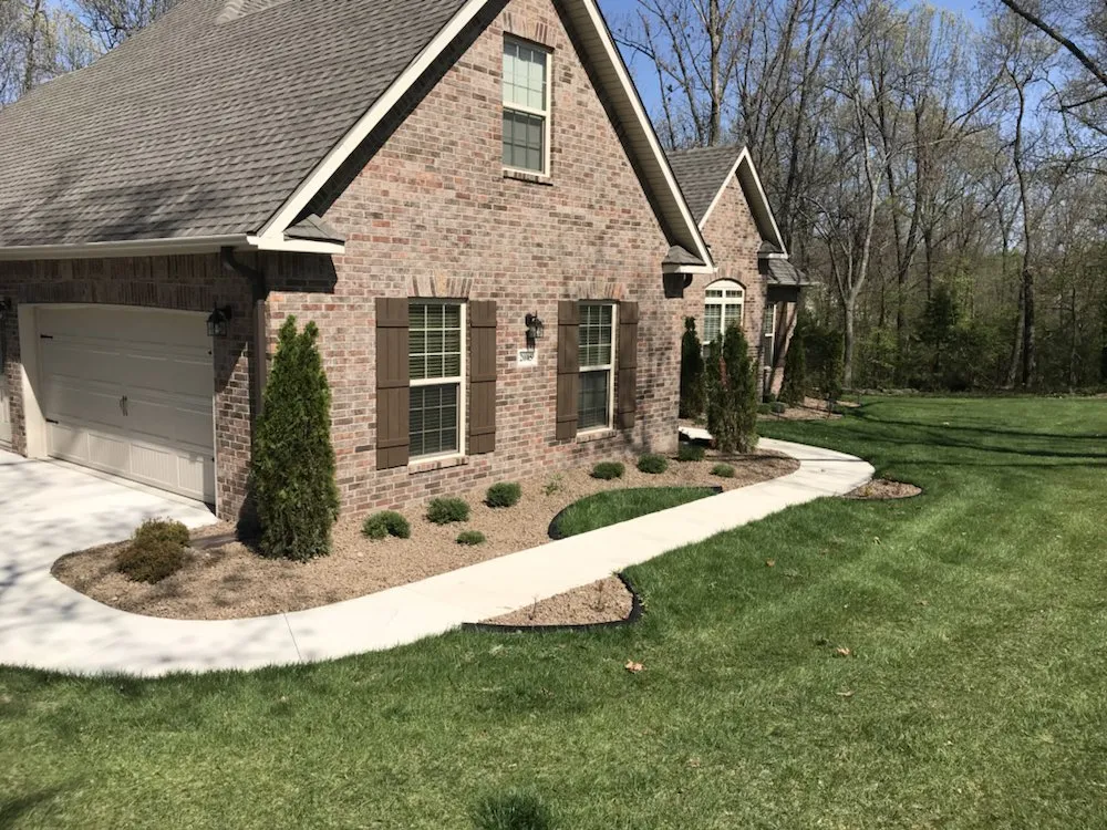 Expert yard cleanup service in Joplin, MO - Brock's Lawn & Landscape