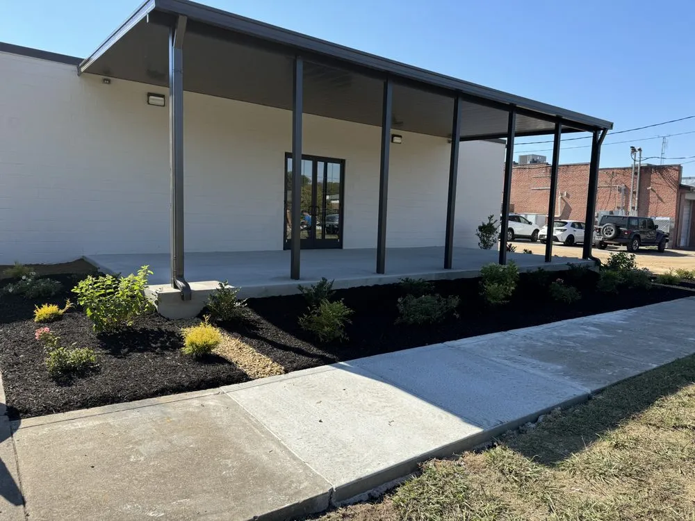 Local garden landscaping in Jackson, TN by Brock's Lawn and Landscape