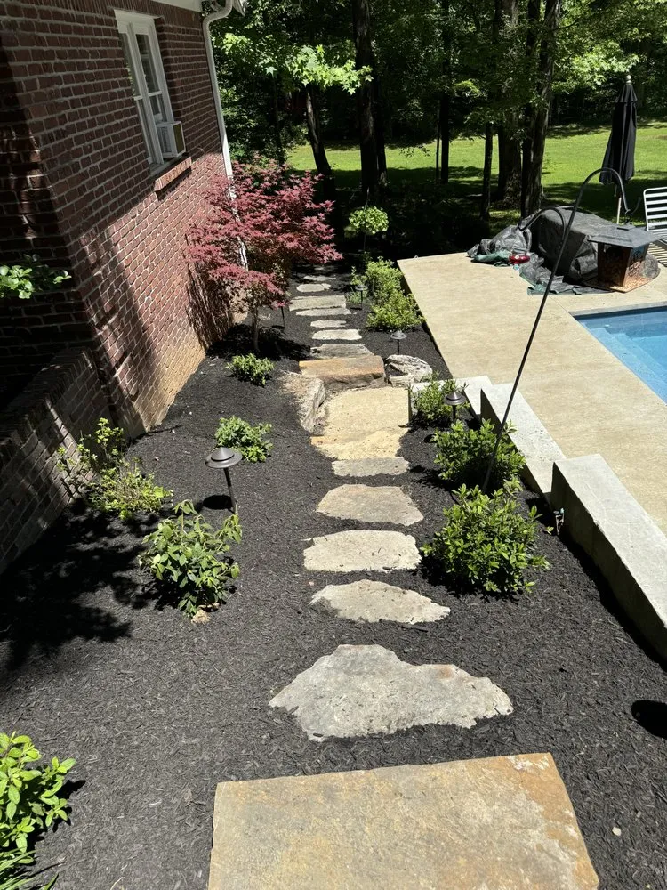 Custom landscape design experts serving Jackson, TN - Brock's Lawn and Landscape
