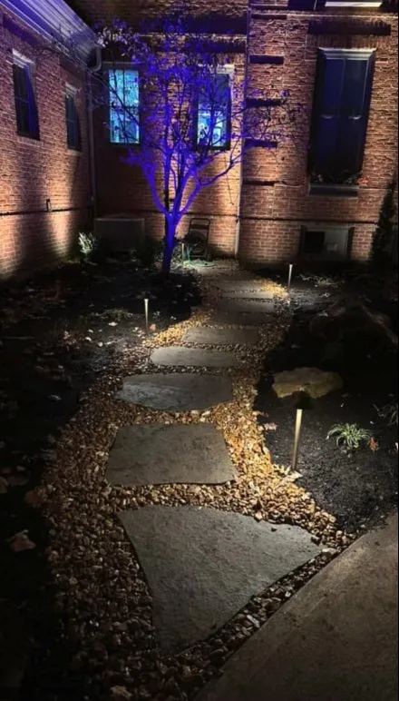 Custom residential landscaping in Cincinnati, OH - Brogan Lawns & Landscapes