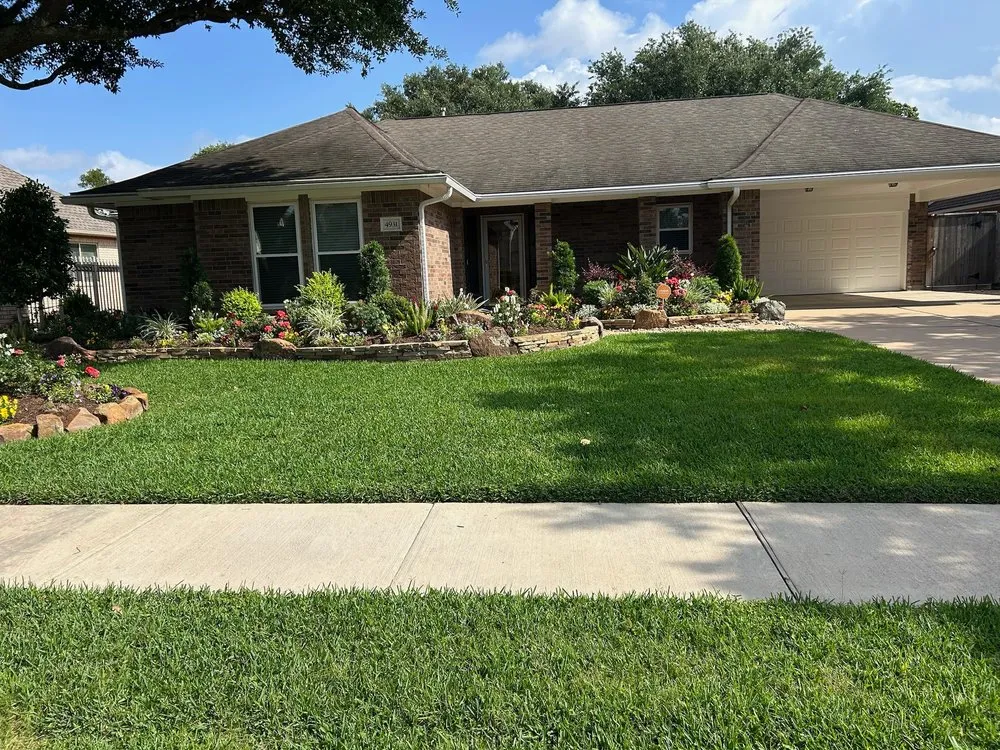 Custom outdoor landscaping for beautiful yards across Pasadena, TX - Brogdons Landscape and Design