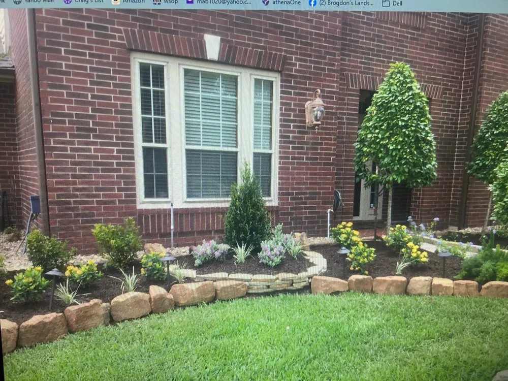 Expert lawn mowing service experts serving Pasadena, TX - Brogdons Landscape and Design