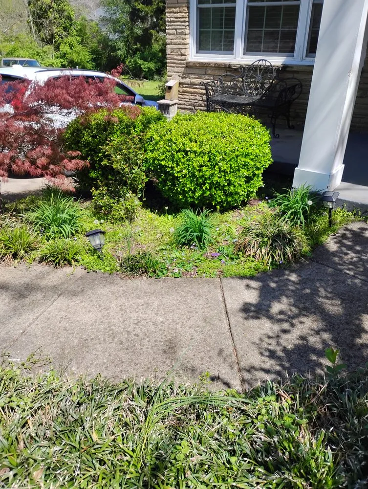 Reliable garden landscaping for residential properties in Ashland City, TN by Broken by the Cross Landscaping