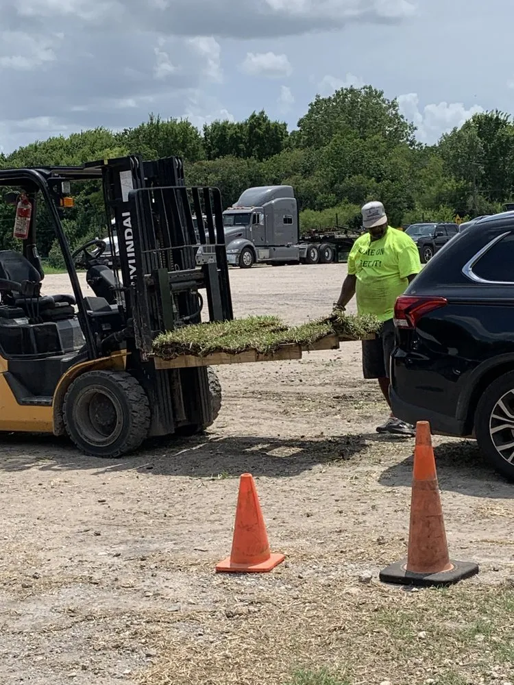 Local landscape design for outdoor upgrades across Houston, TX - Brokers Grass