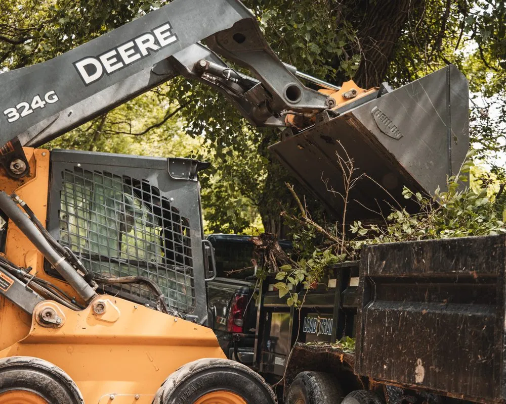 Professional yard maintenance in Eyota, MN - Bronson Shea Mowing & Trimming