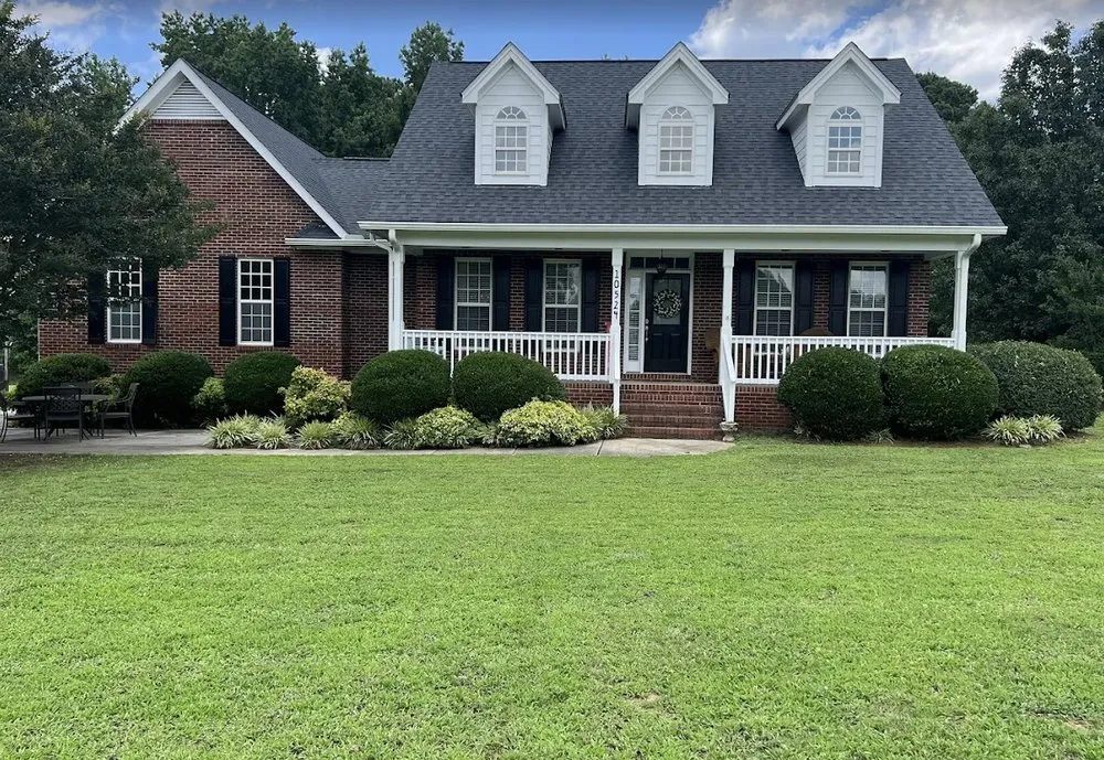 Local lawn mowing service in Clayton, NC - Brookins Lawn Care