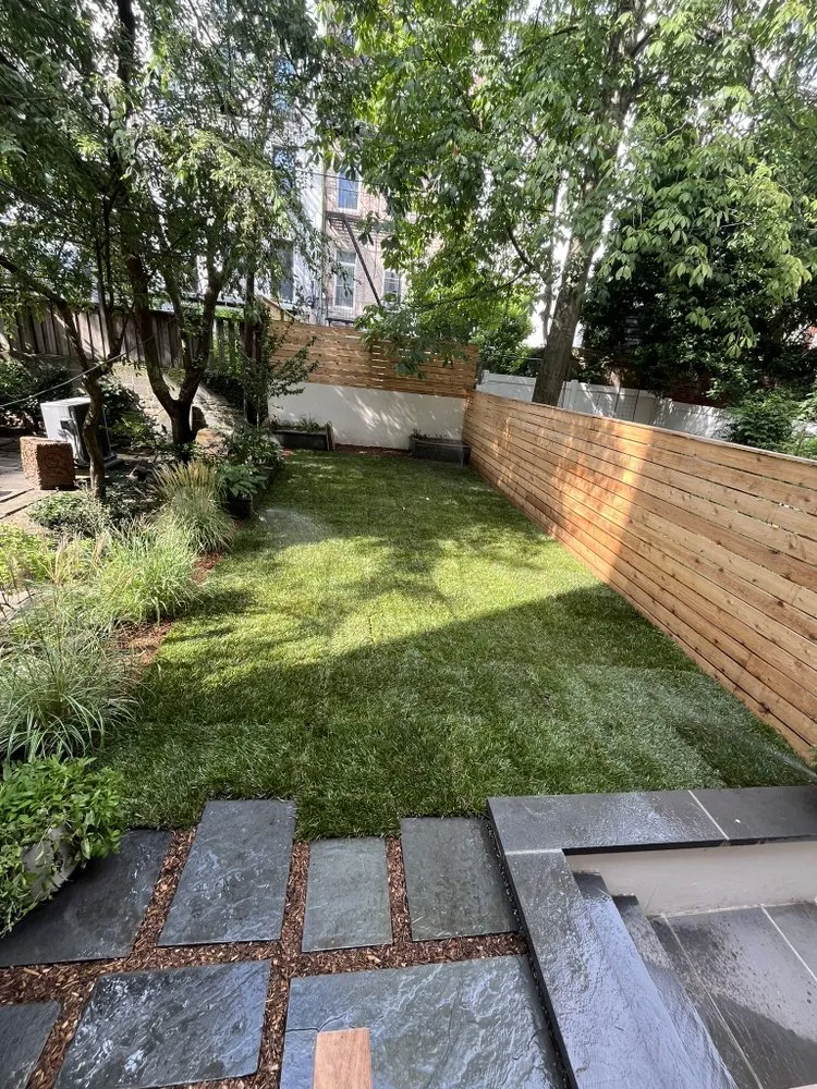 Professional yard maintenance experts serving Brooklyn, NY - Brooklyn Landscape Design