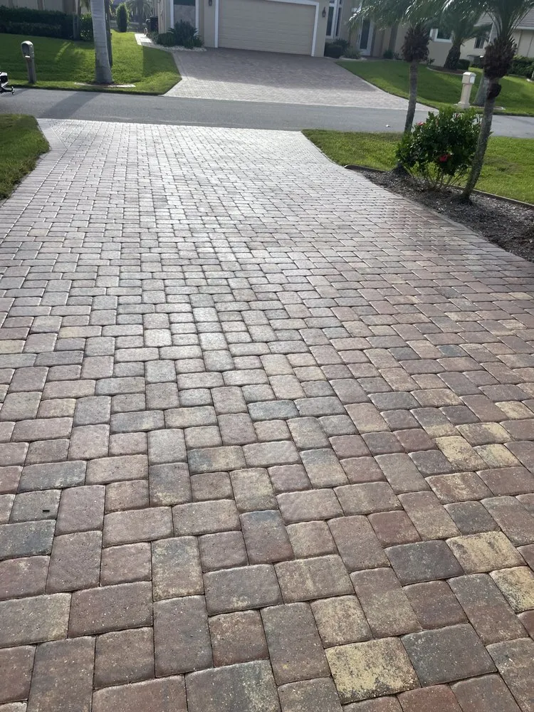 Top-rated landscape design experts serving Cape Coral, FL - Brooklyn Pavers