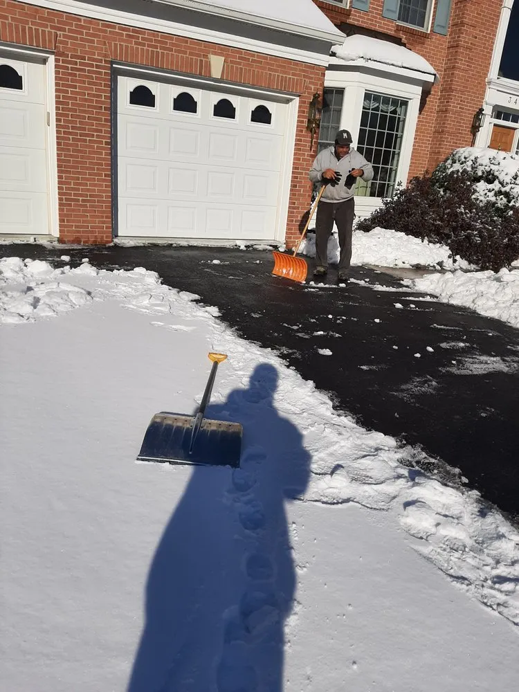 Local yard cleanup service experts serving Middletown, MD - Brooks D Builder