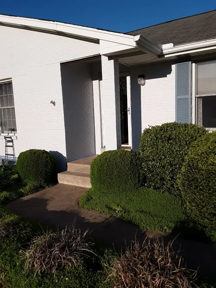 Expert landscaping services with custom design in Middletown, MD by Brooks D Builder