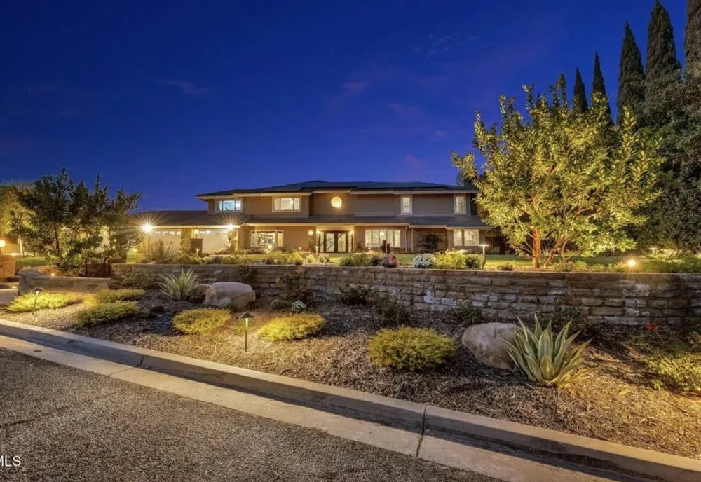 Top-rated lawn mowing service in Moorpark, CA by Brooks Landscape