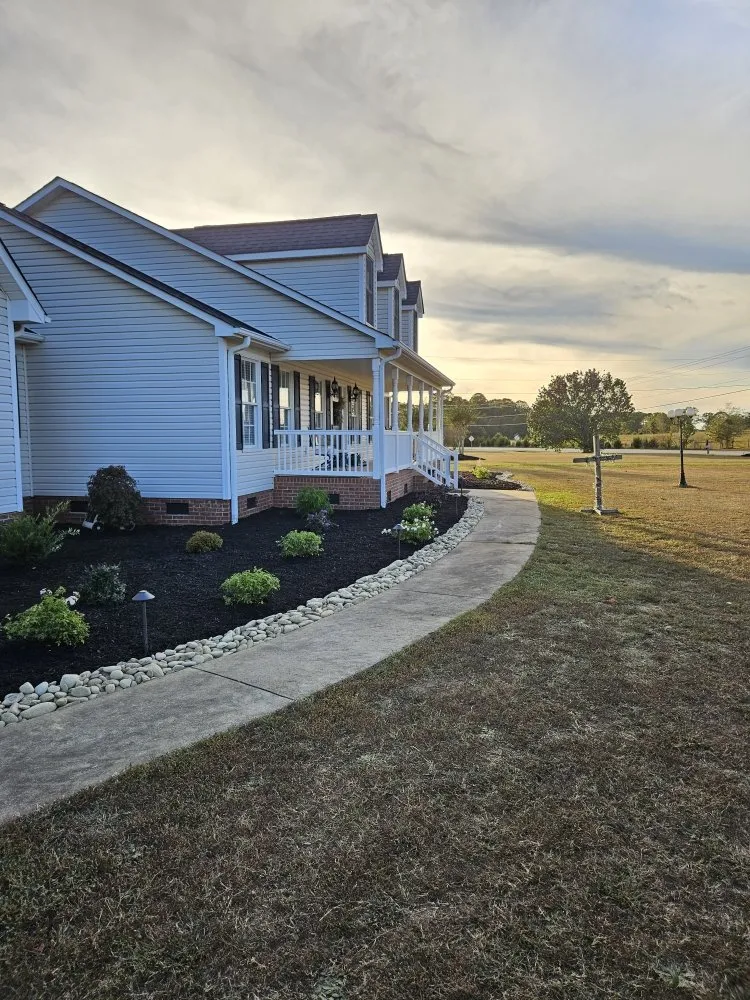 Reliable lawn care service in Belton, SC - Brooks Landscaping