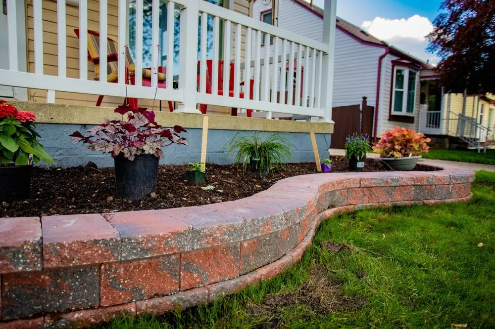 Custom outdoor landscaping experts serving Flat Rock, MI - Brooks Landscaping