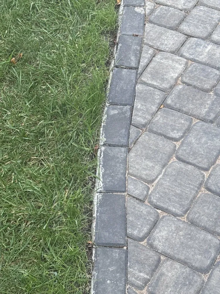 Expert residential landscaping experts serving Flat Rock, MI - Brooks Landscaping