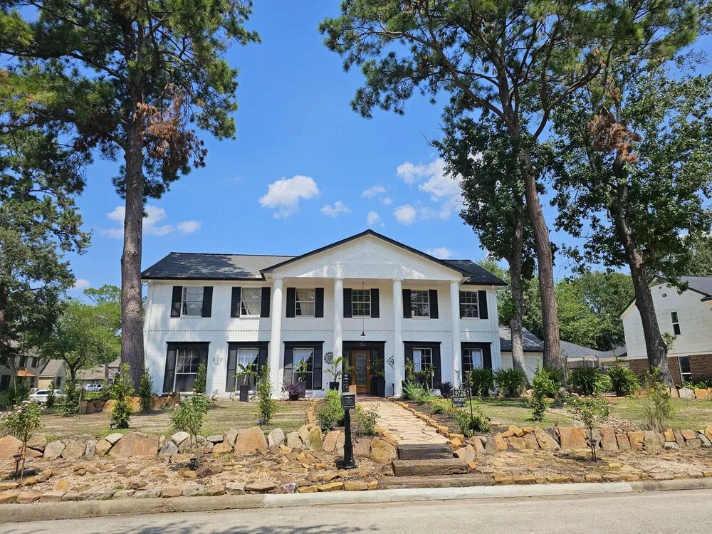 Reliable landscape installation experts serving Katy, TX - Brooks Landscaping