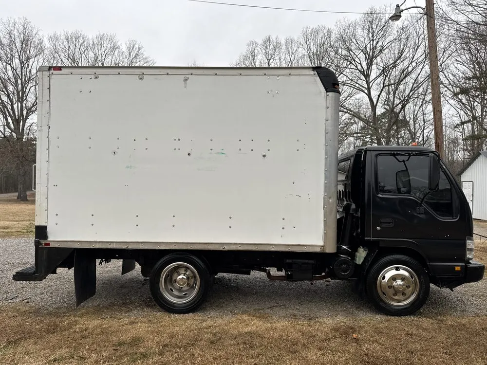 Local yard cleanup service for outdoor upgrades across Corinth, MS - Brooks Lawn & Auto Care