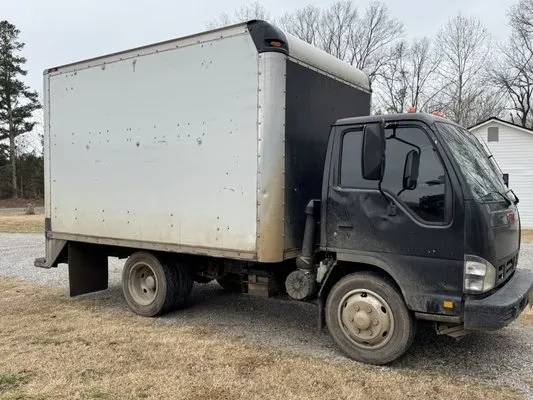 Brooks Lawn & Auto Care Logo