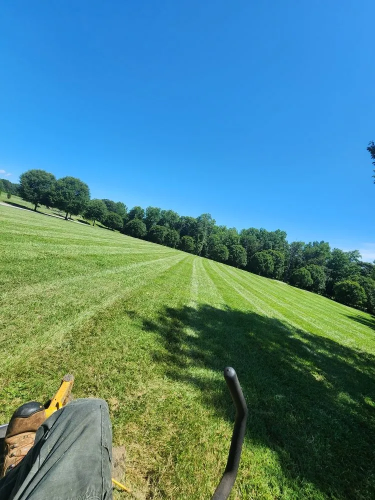 Affordable lawn care service with custom design across Lincolnton, NC - Brooks Lawncare