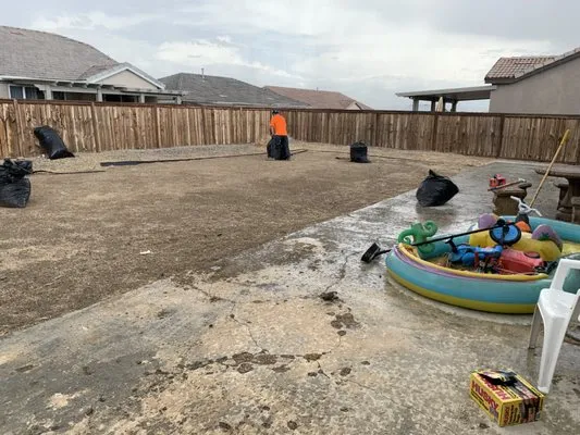 Brooks Lawncare Logo