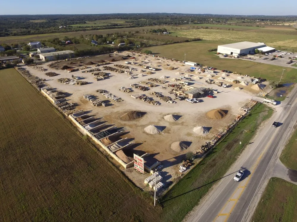 Custom residential landscaping for year-round maintenance in New Braunfels, TX by Brooks Stone Ranch