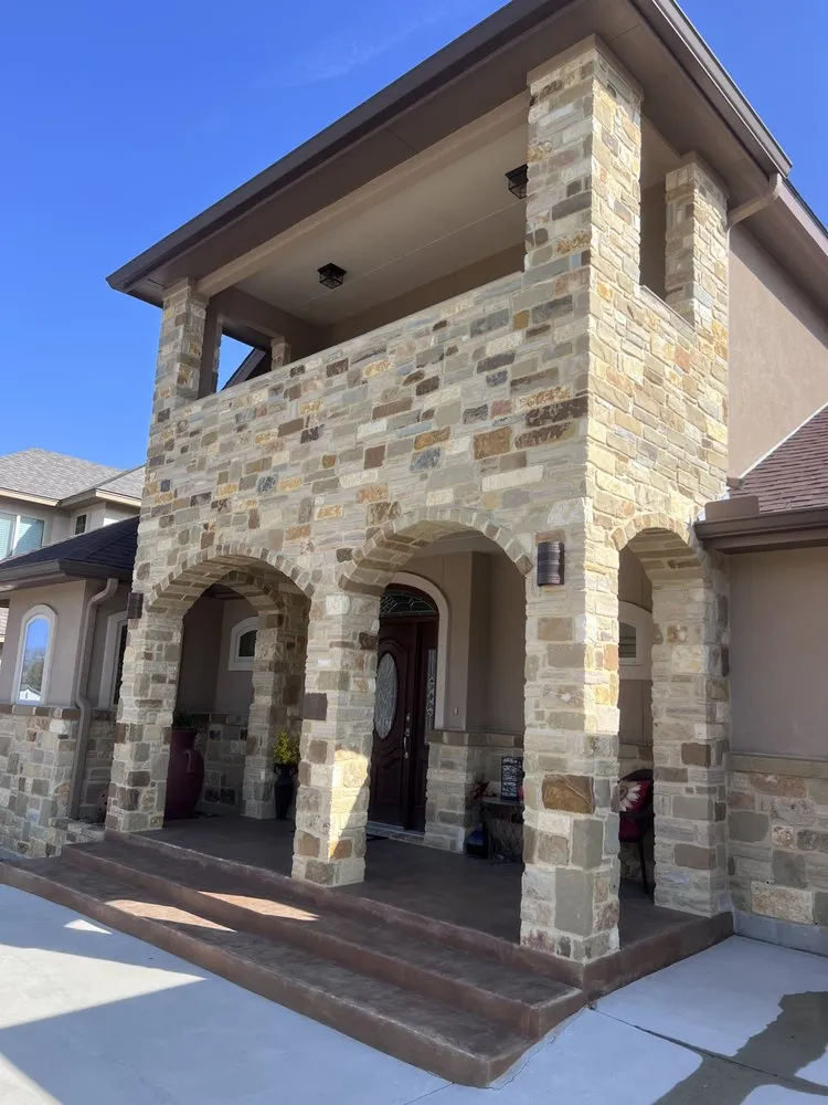 Reliable landscape design in New Braunfels, TX by Brooks Stone Ranch