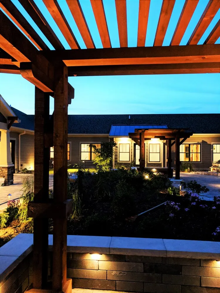 Reliable outdoor landscaping experts serving Eureka, IL - Brookside Landscapes